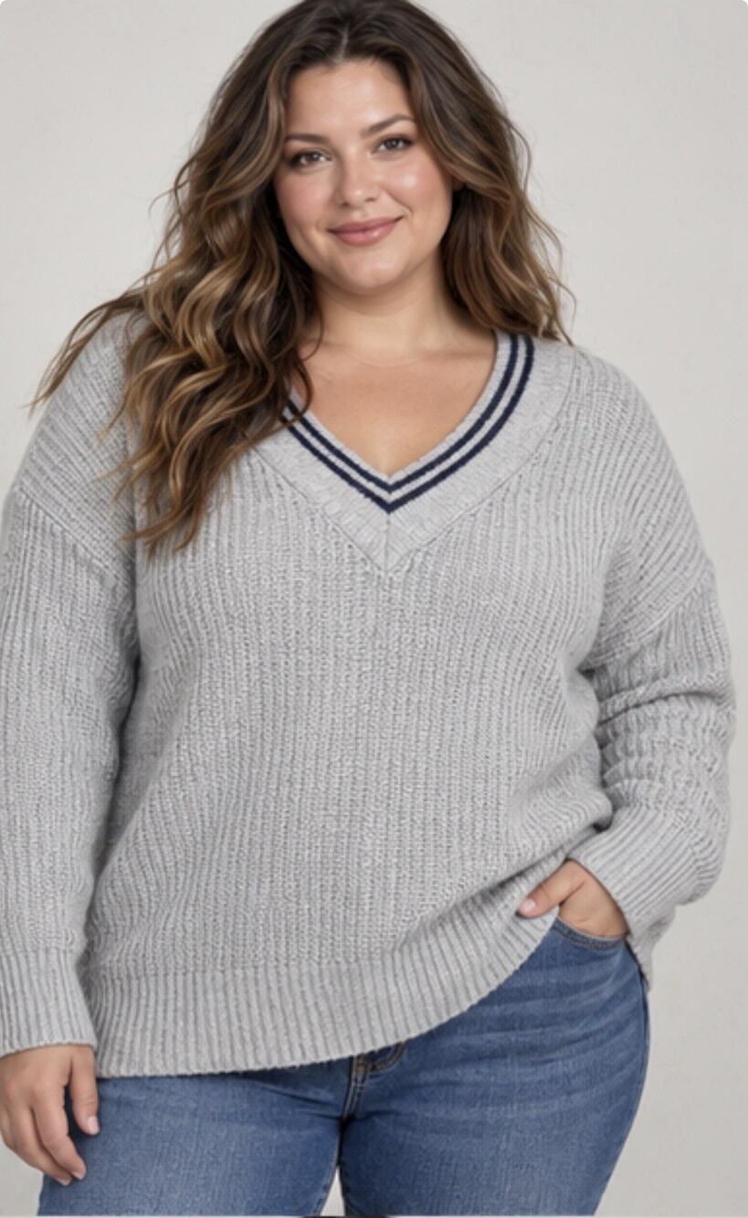 American Eagle Varsity Sweater Womens Large Gray V Neck Navy Trim Knit Pullover